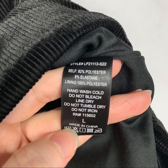 NWT Nordstrom Lush Corduroy Velvet Hi-Rise Shorts - Picture 7 of 8